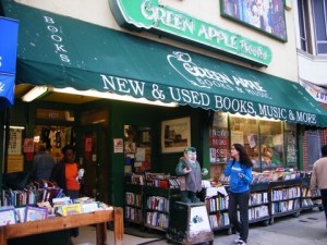 Green_Apple_Book_Store1