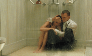 eva_green_daniel_craig_james_bond_vesper_lynd_casino_royale_shower
